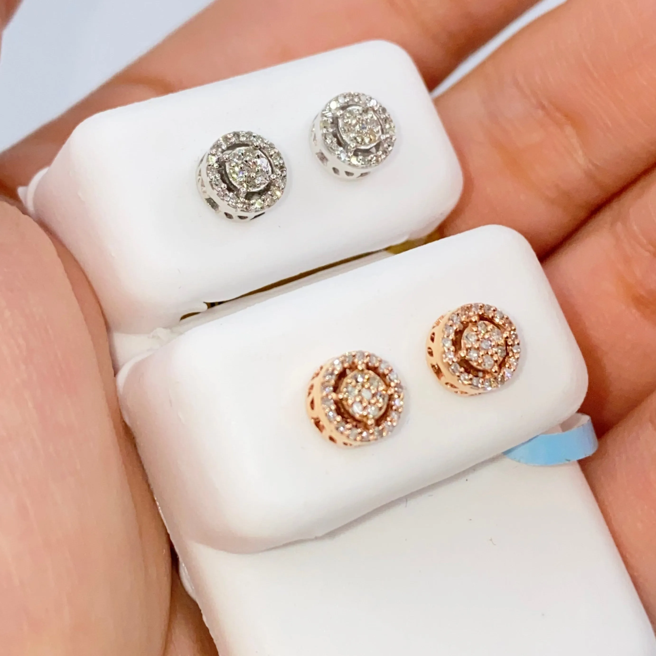 10K Thick Circle Gap Diamond Earrings