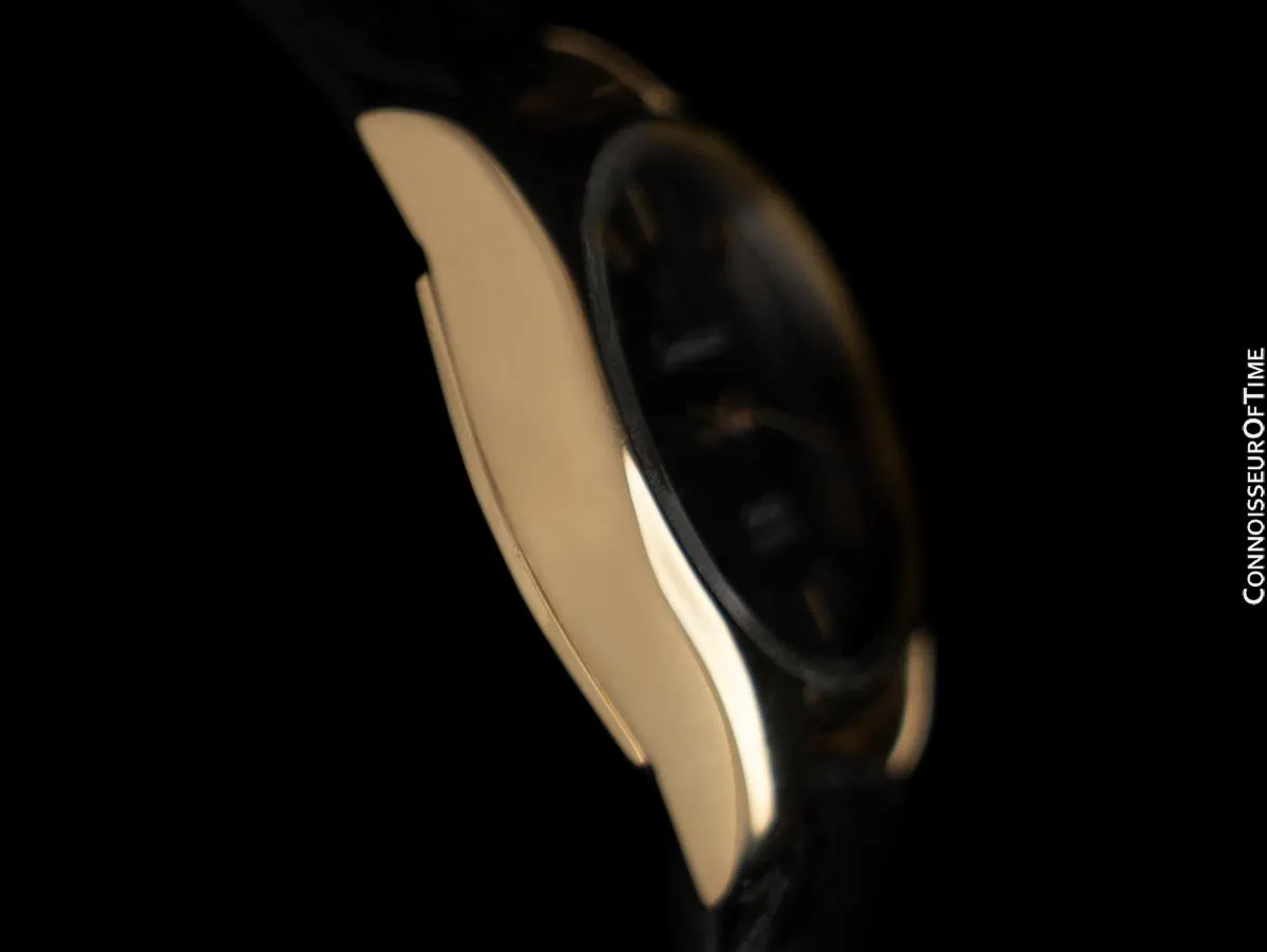 1969 Omega Constellation Very Rare Mens Midsize Unisex Vintage Watch - 18K Gold