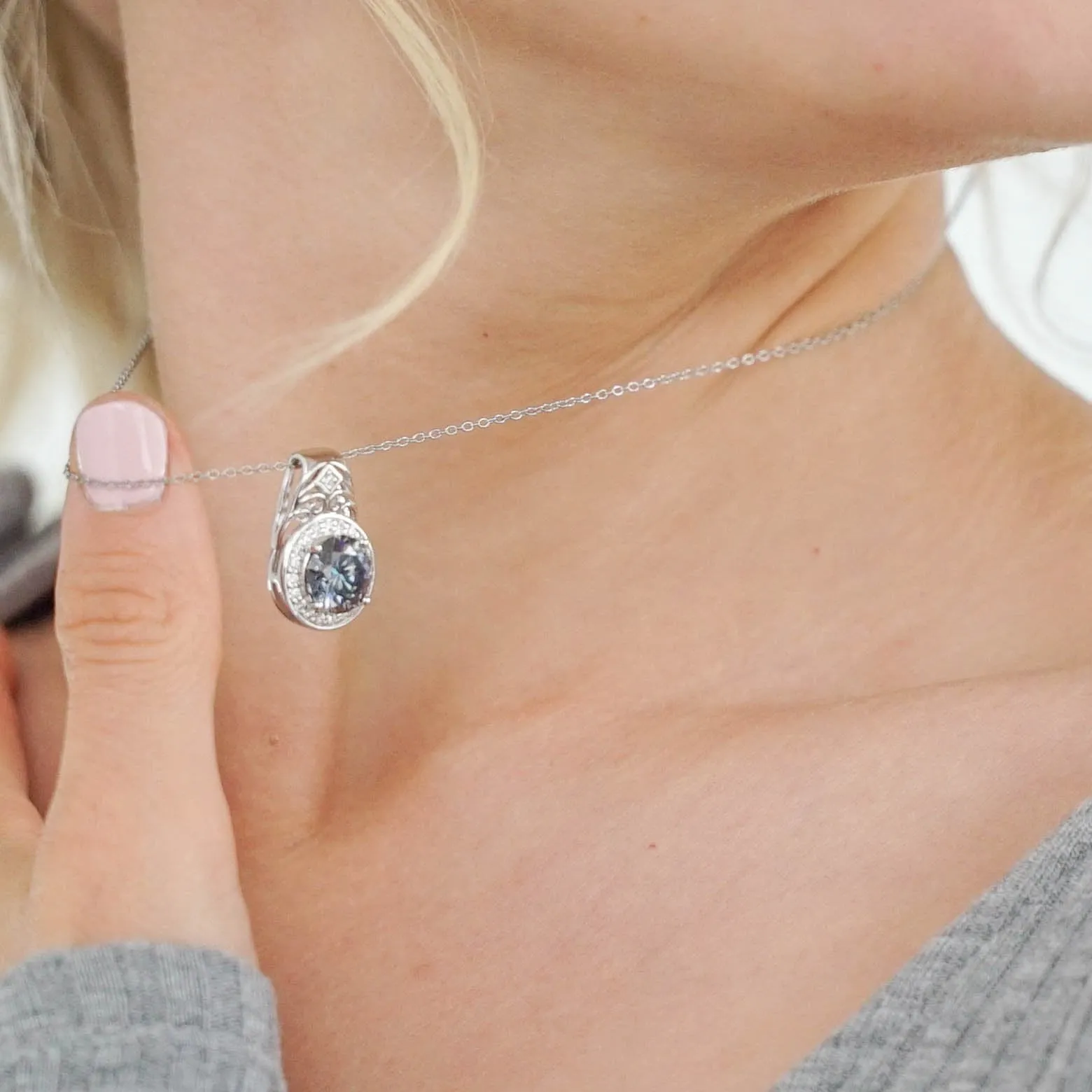 3.07 d.e.w cts Cassandra Moissanite Necklace