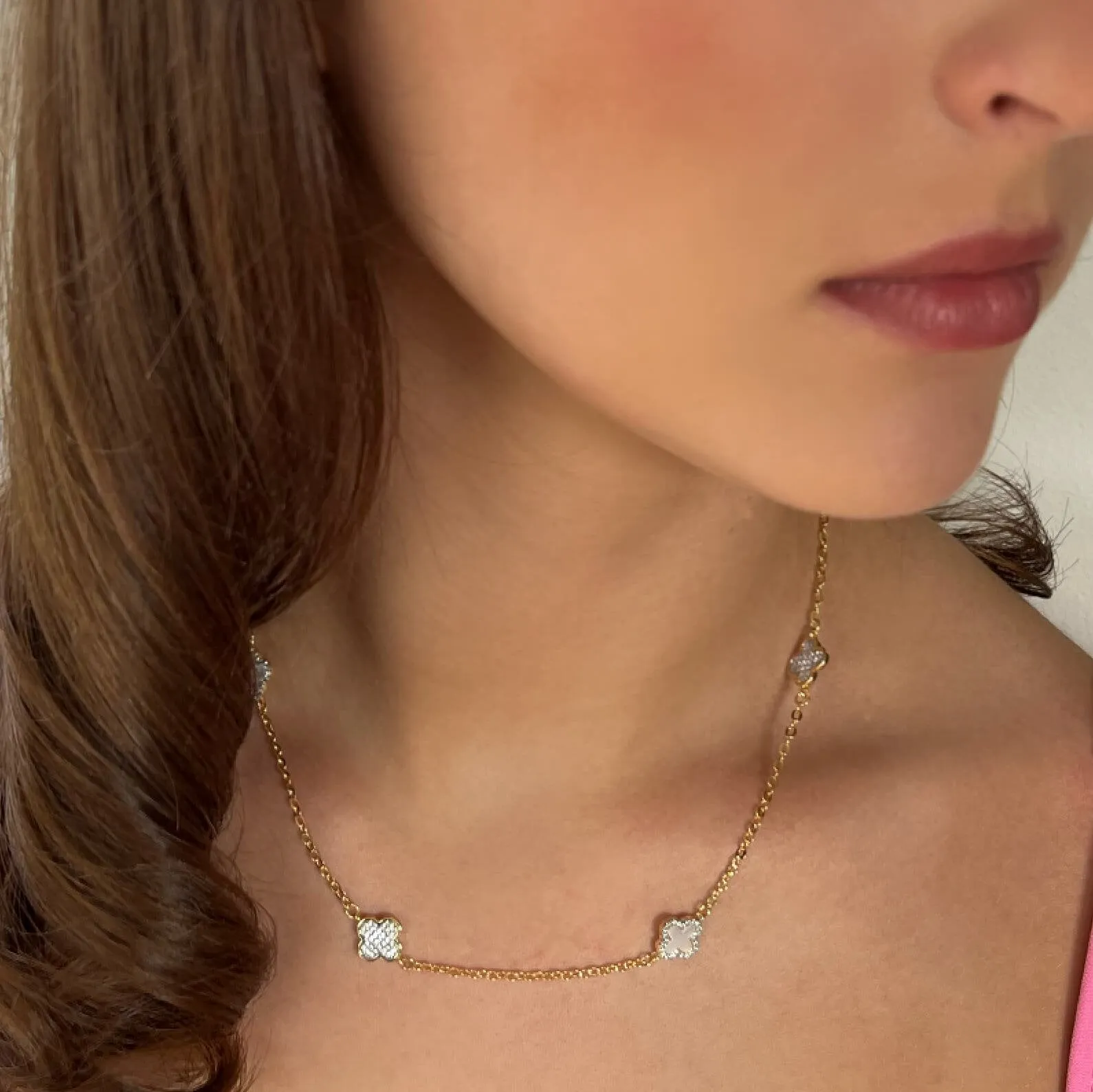 Absolute Gold Clover Short Length Necklace - Mother Of Pearl