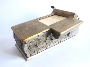 Antique Egry Register Company Receipt Machine