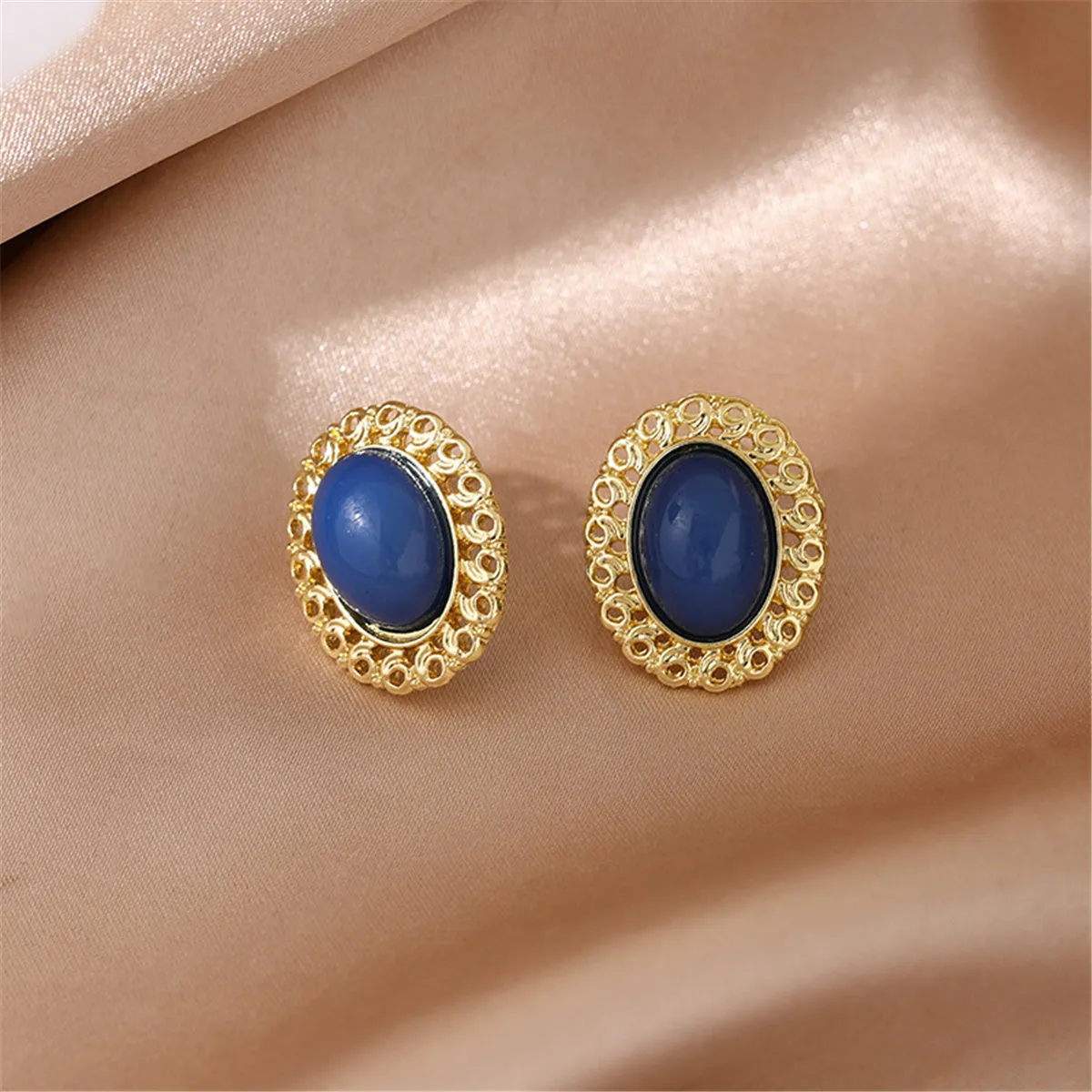 Blue & 18K Gold-Plated Openwork Oval Stud Earrings