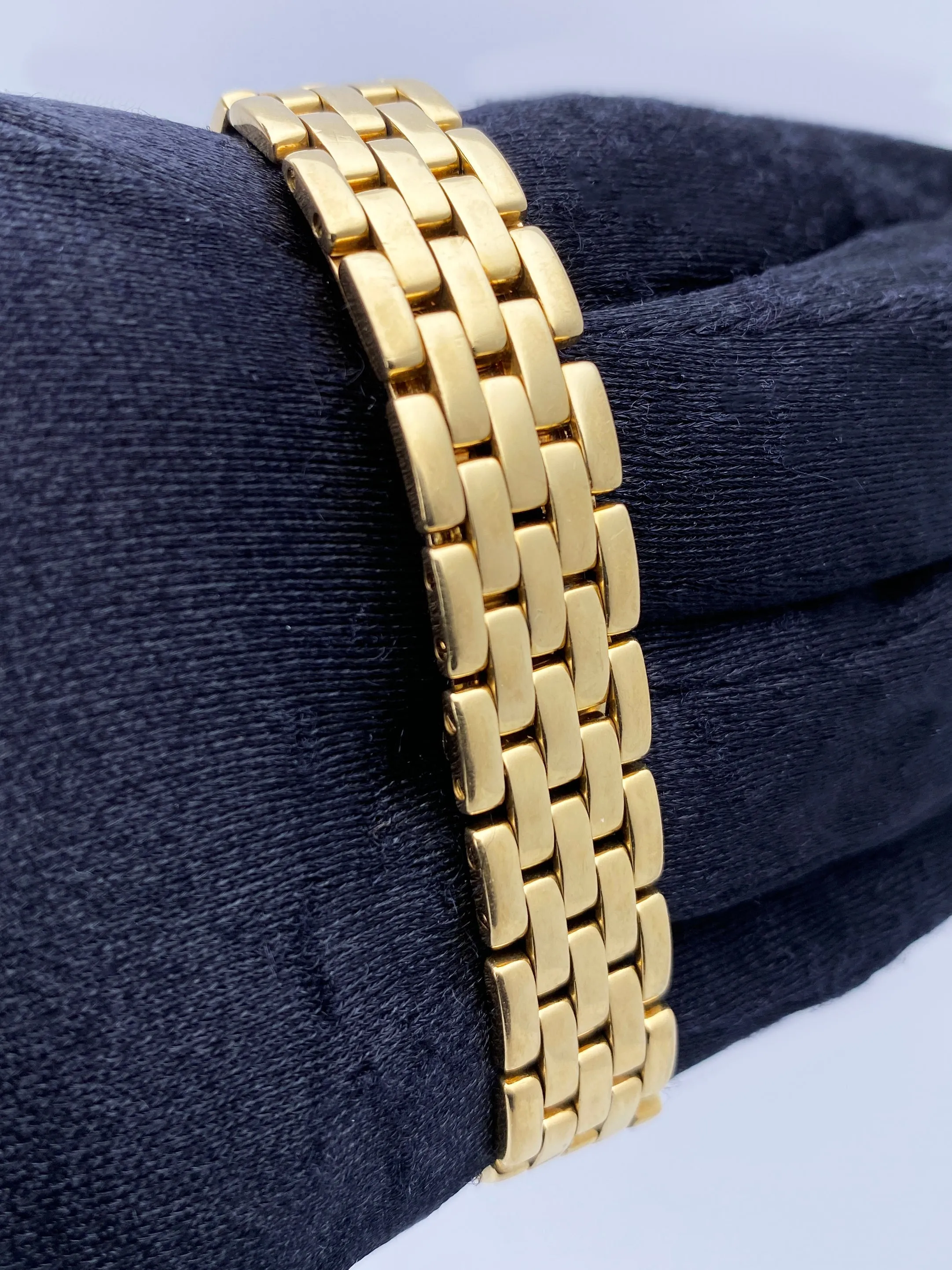 Cartier Panthere 18K Yellow Gold Ladies Watch