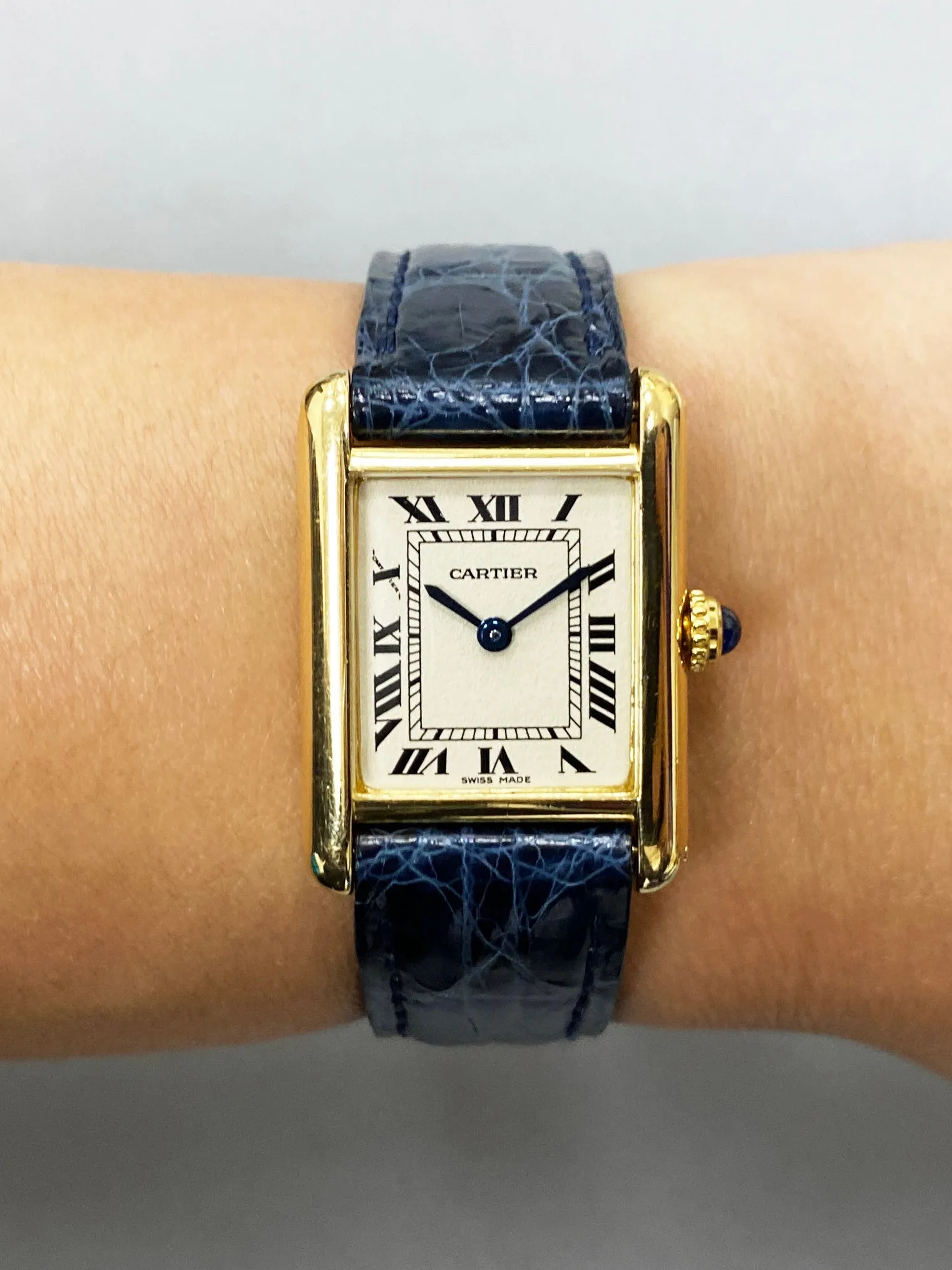 Cartier Tank Louis W1512753 18K Yellow Gold Ladies Watch