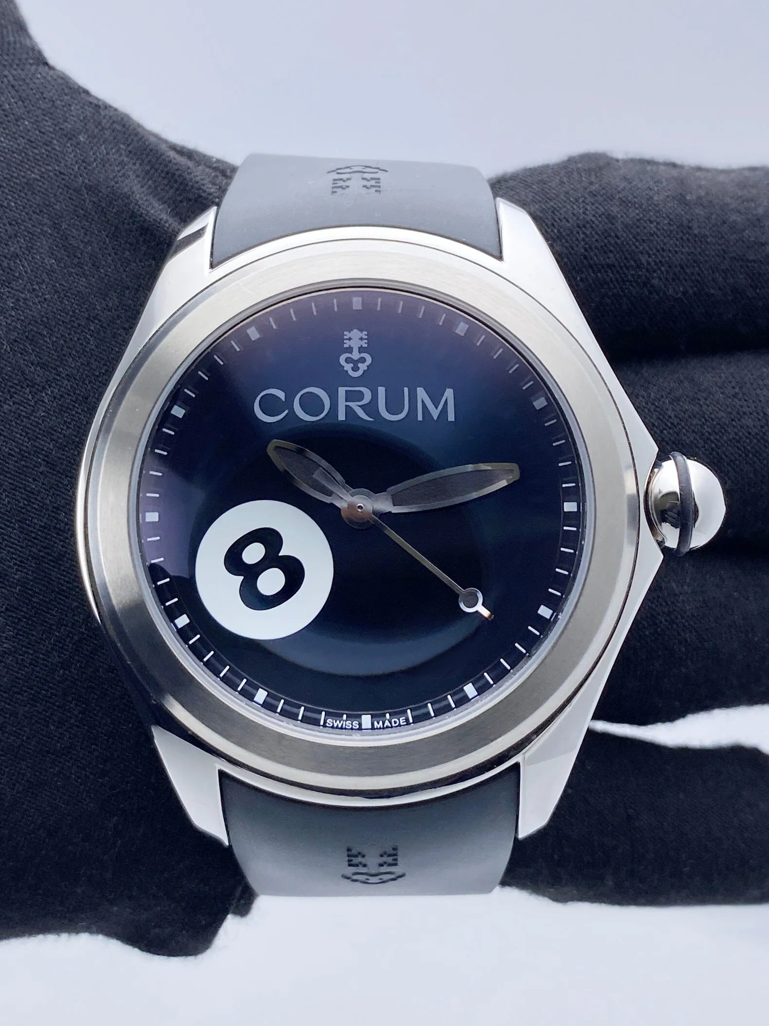 Corum Bubble 8 Ball L082/02995 Limited Edition Mens Watch