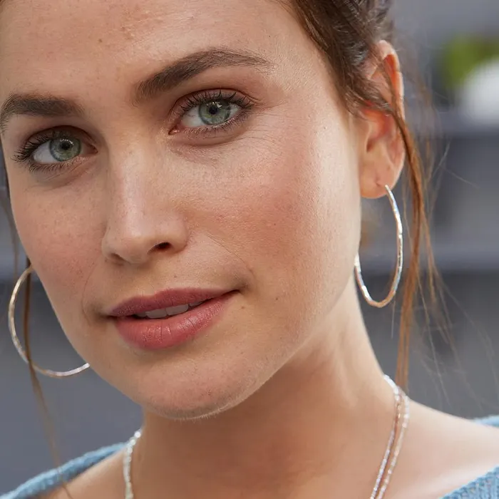 Gorjana Taner Hoops