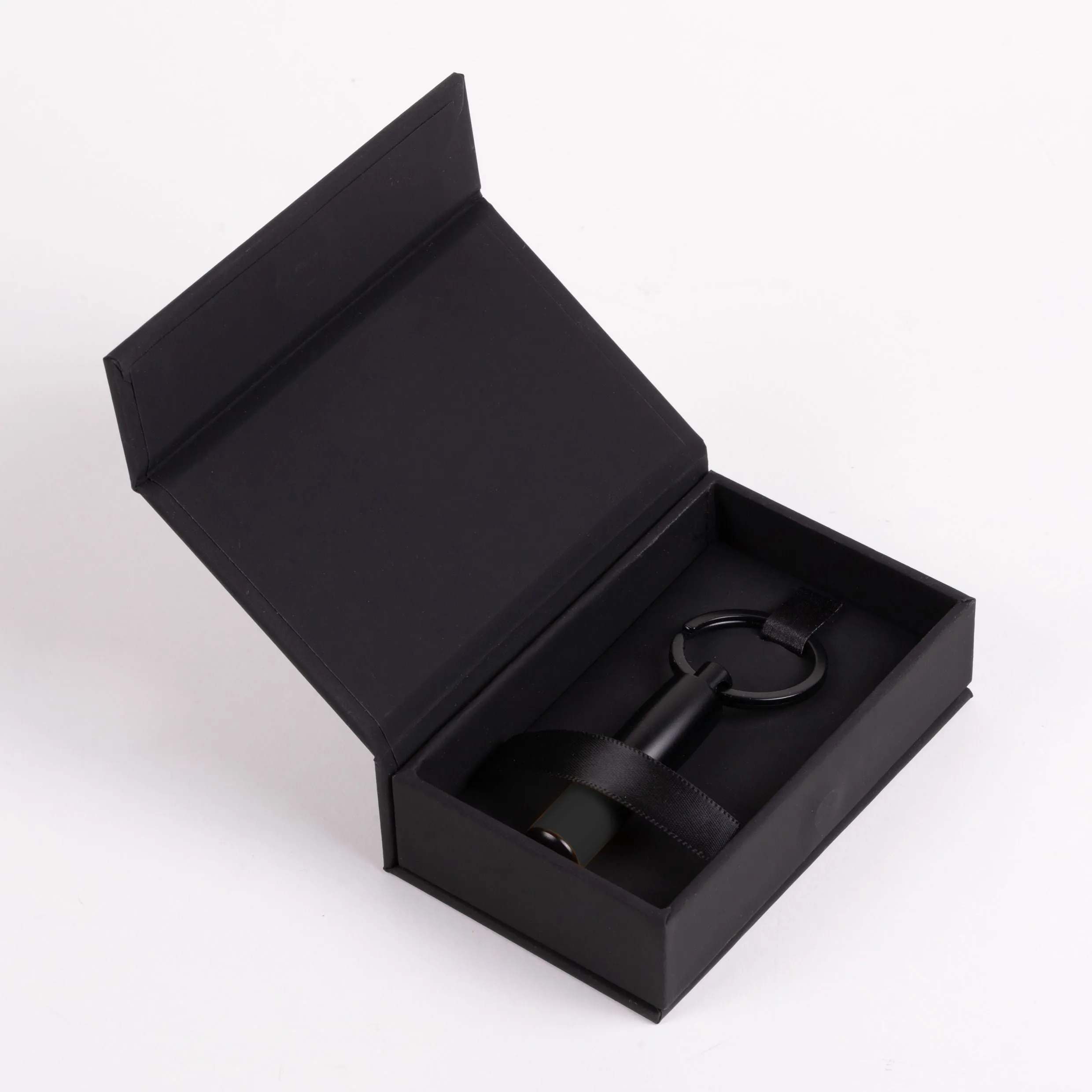 HUGO BOSS HAK007A-Key ring Gear Matrix Black
