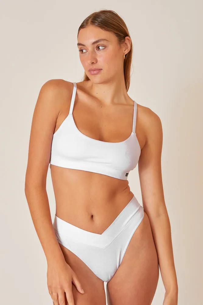 ISLA ORGANIC COTTON FINE STRAP CROP - IVORY