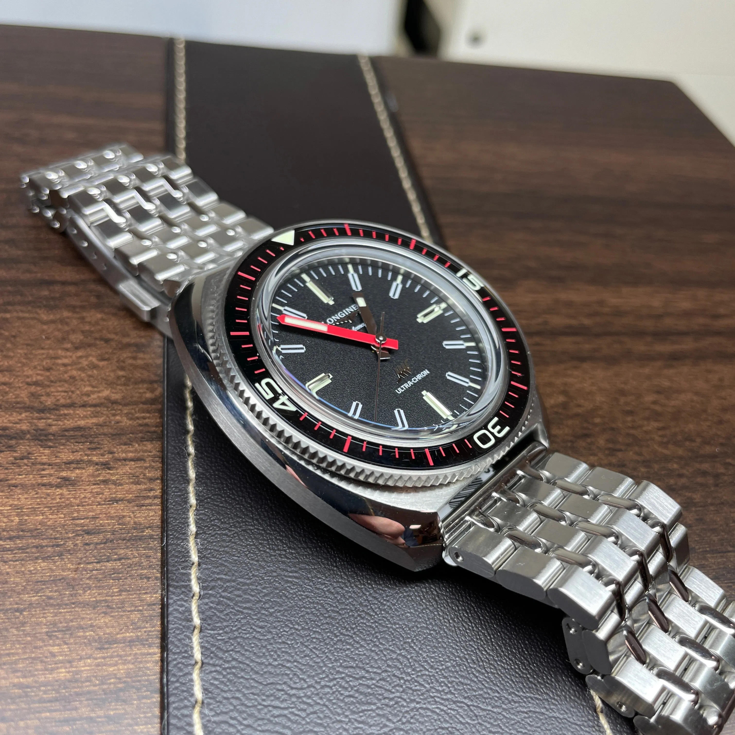 Longines Ultra-Chron Black Red Steel Watch L28364526
