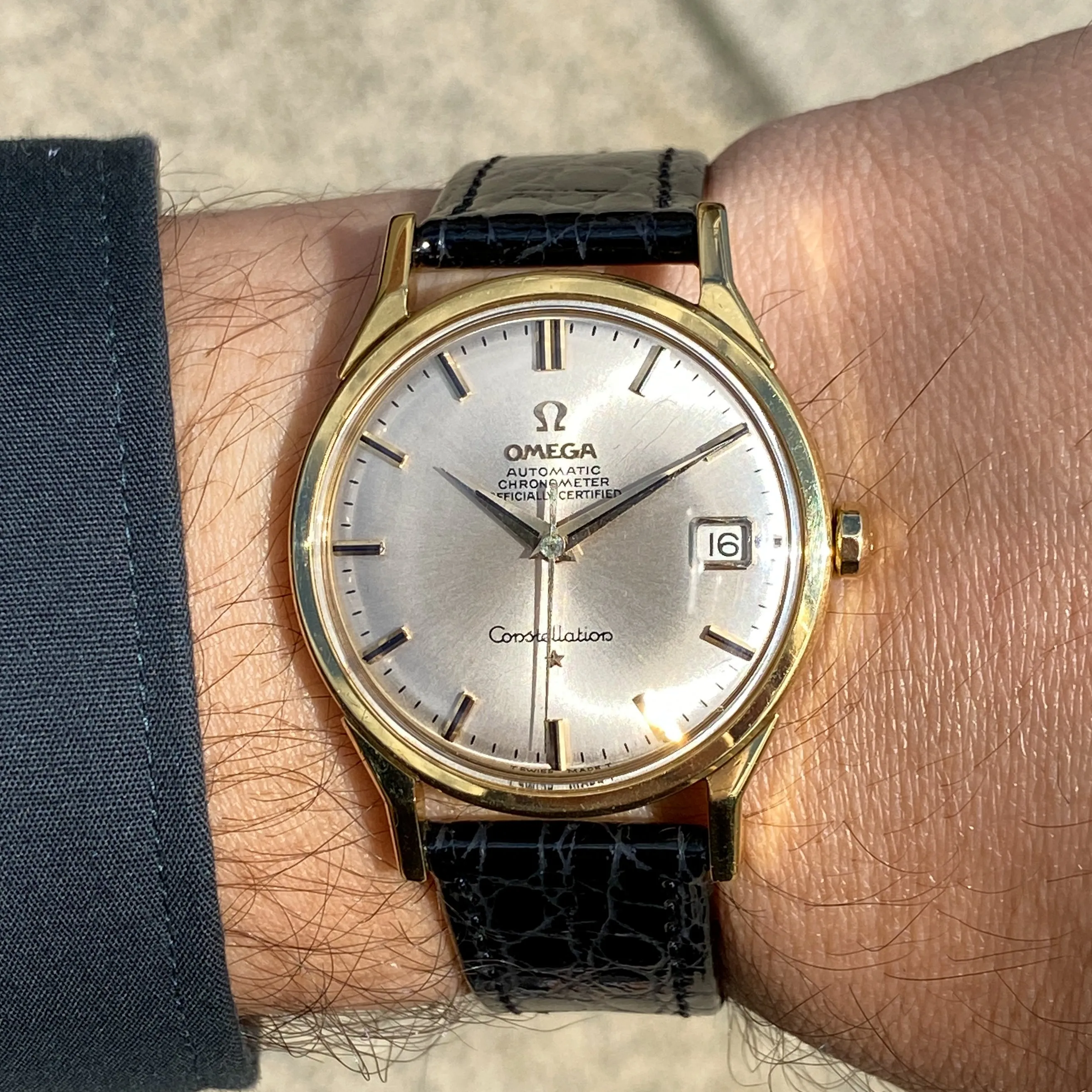 Omega Constellation Calendar 168.005 Cal. 561 Automatic c. 1963 18k Yellow Gold 34 mm