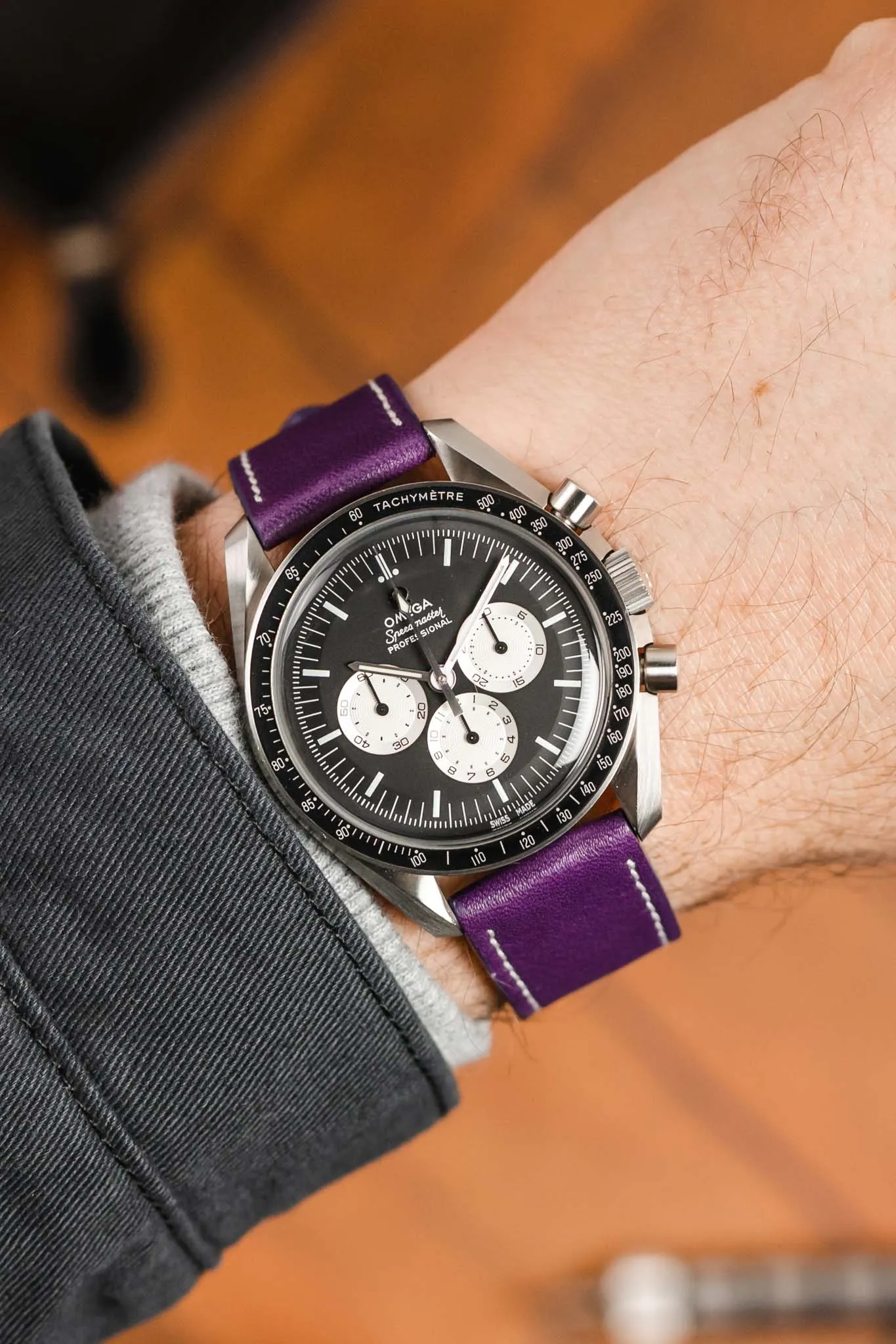 Pebro CLASSIC Unpadded Calfskin Leather Watch Strap in VIOLET