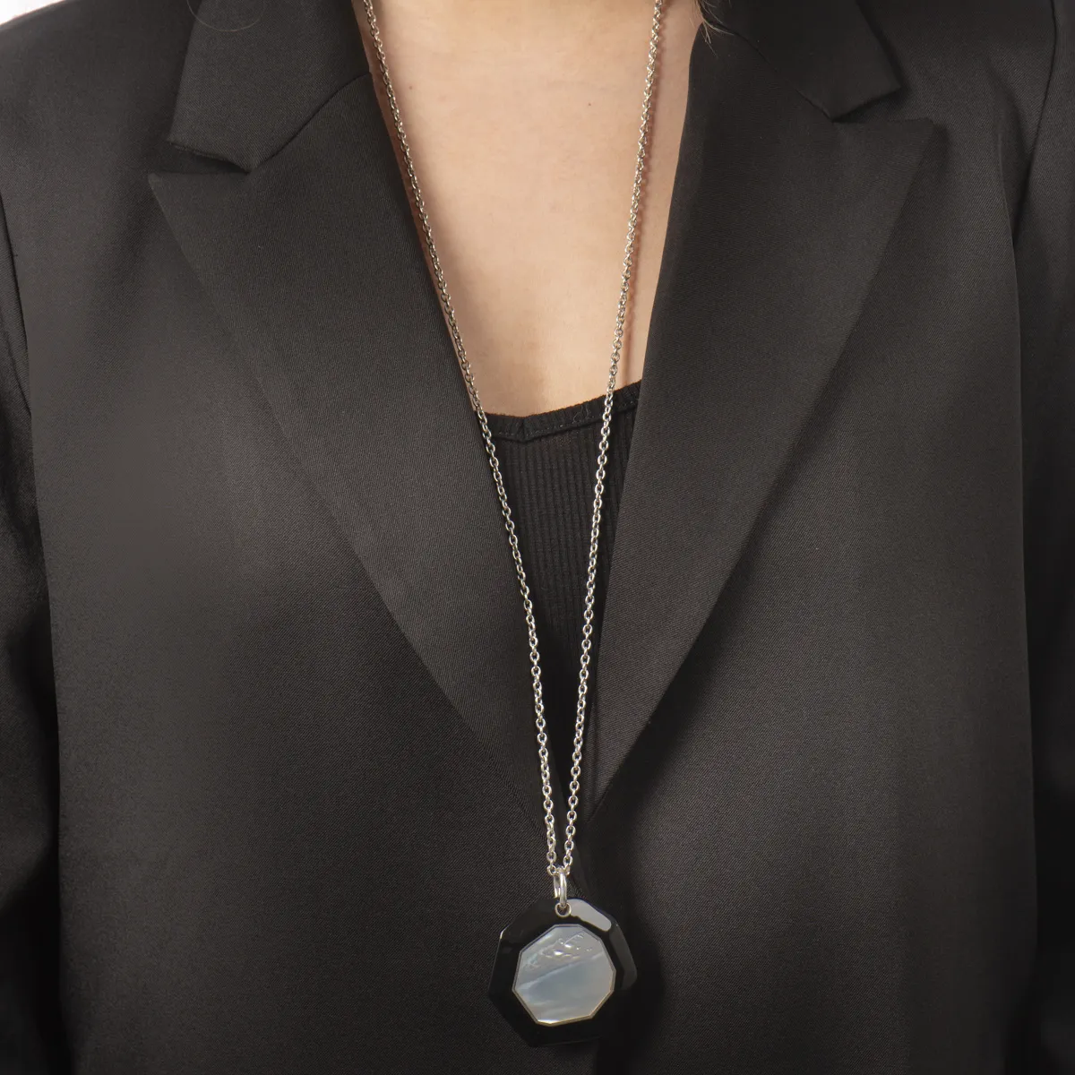 Pre-Owned Ippolita Mother of Pearl and Black Ceramic Necklace