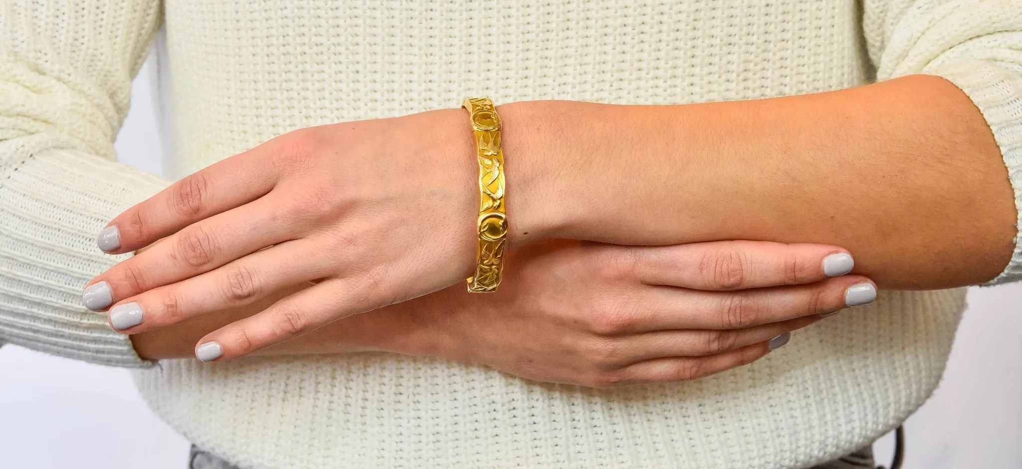 Riker Brothers Art Nouveau 14 Karat Gold Swallow Bird Bangle Bracelet
