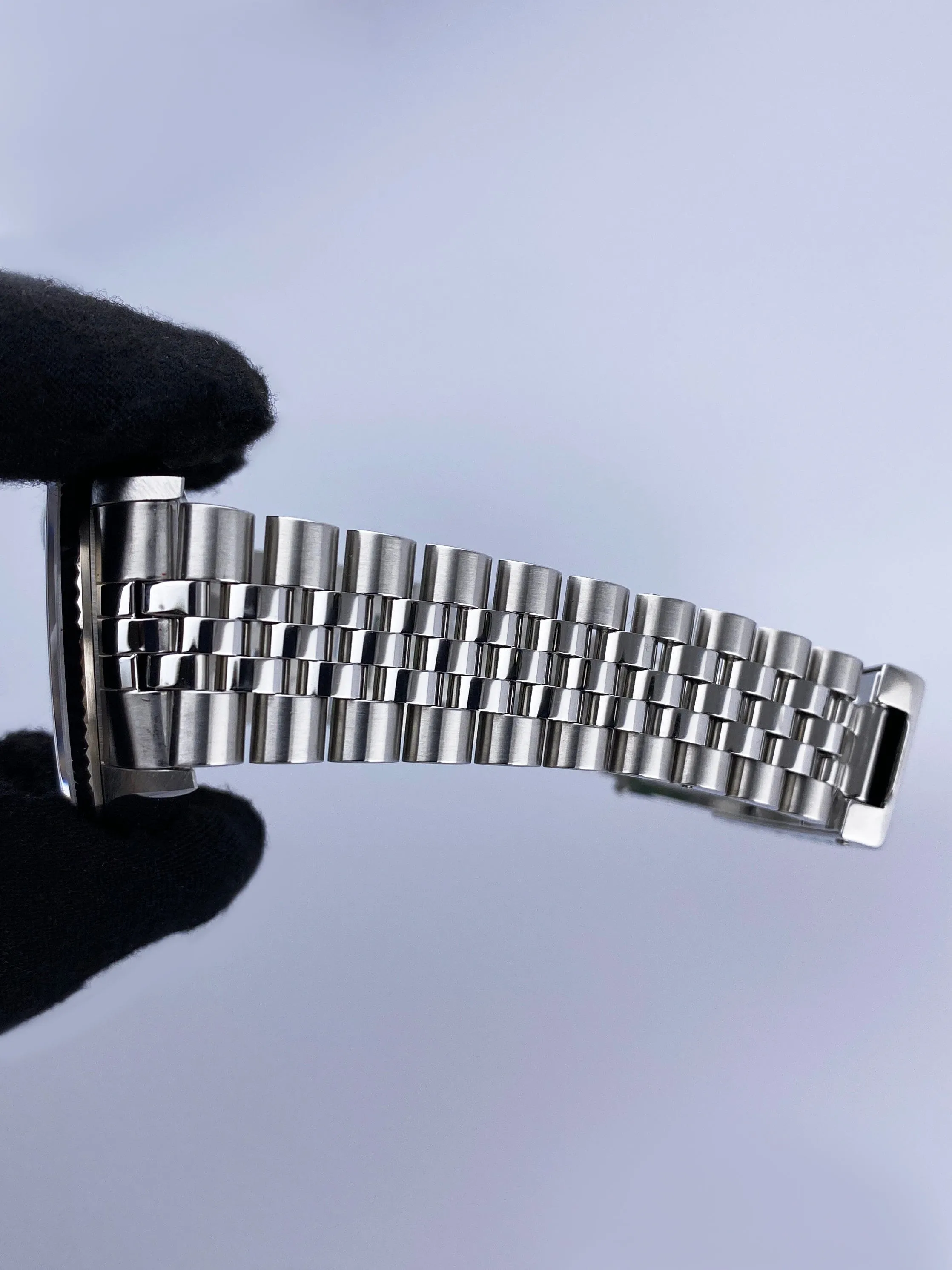 Rolex Datejust 16234 Diamond Black Dial Mens Watch Box Papers