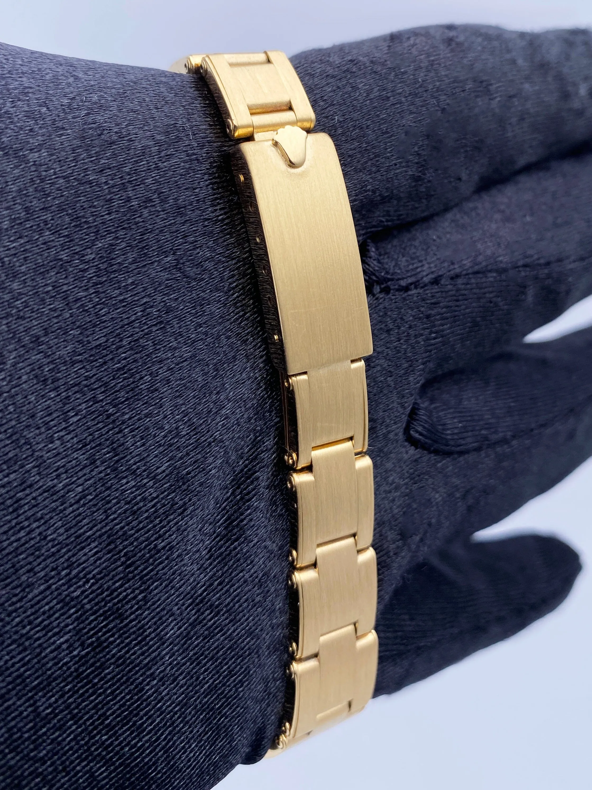 Rolex Datejust 69168 Champagne Dial Ladies Watch