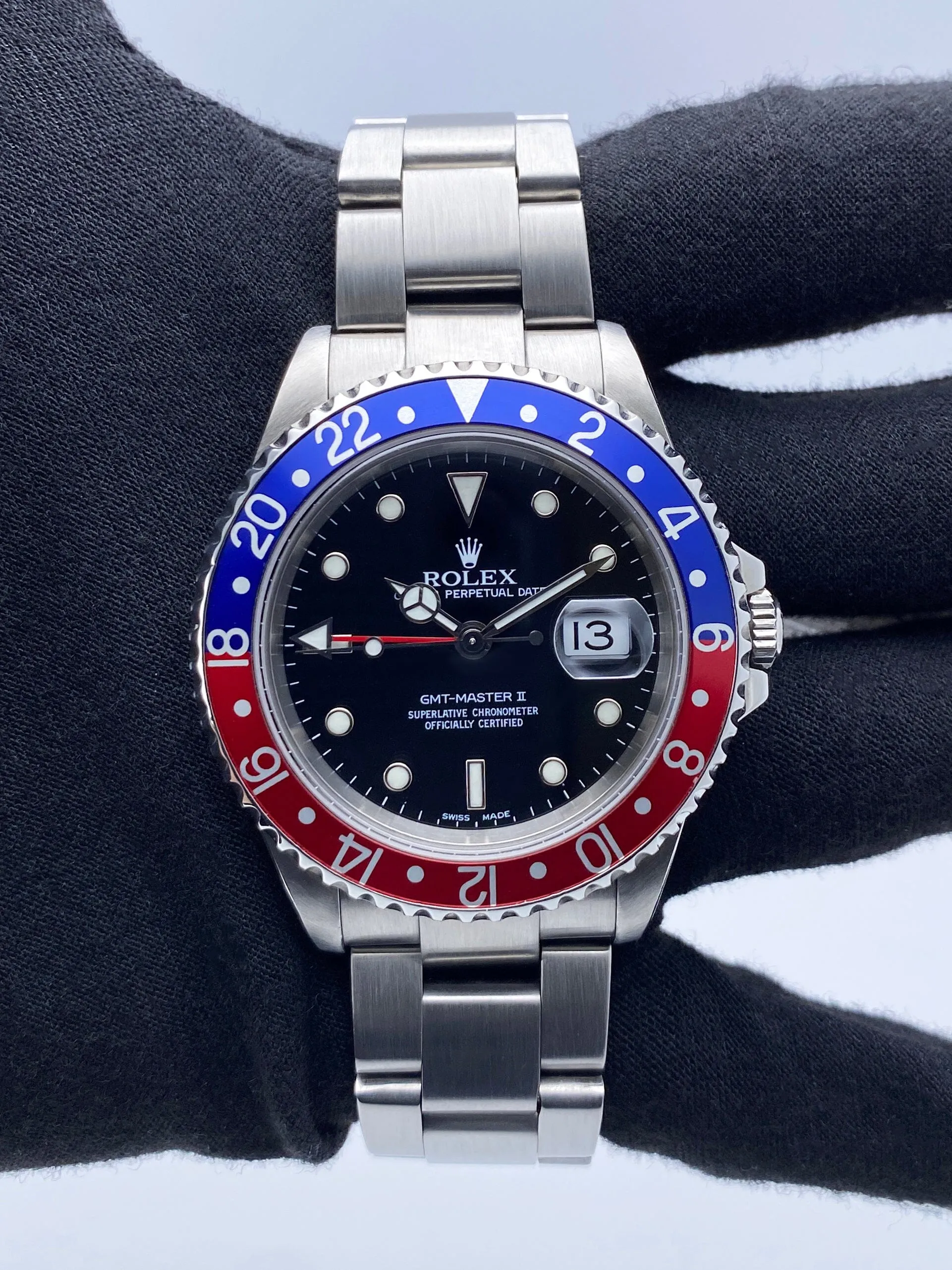 Rolex GMT Master II 16710 Pepsi Bezel Mens Watch Box Papers