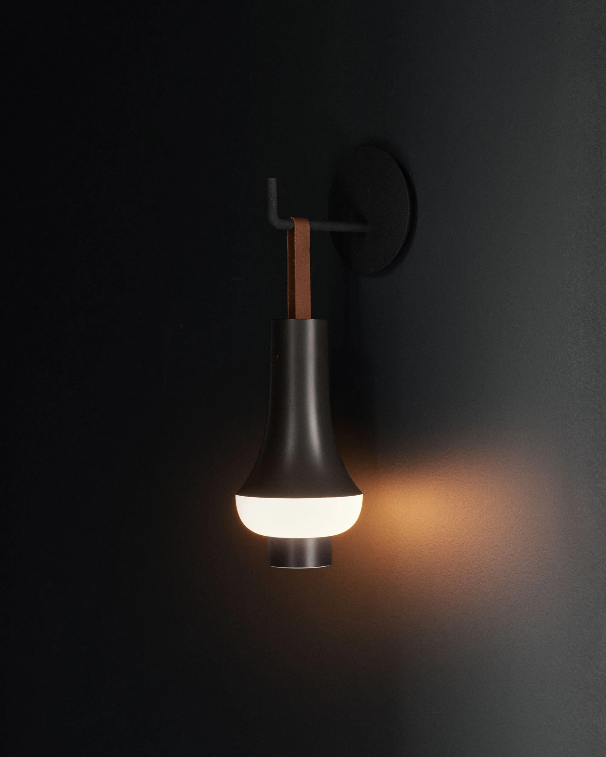 Tomoshi Portable Lamp