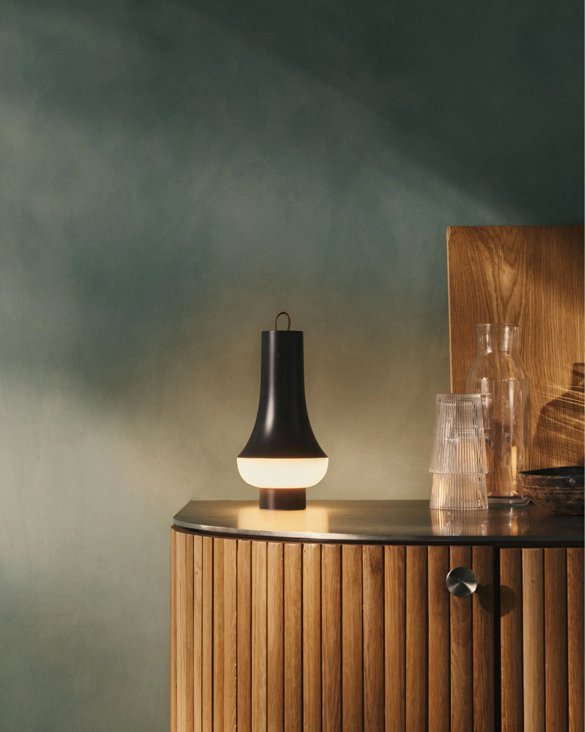 Tomoshi Portable Lamp