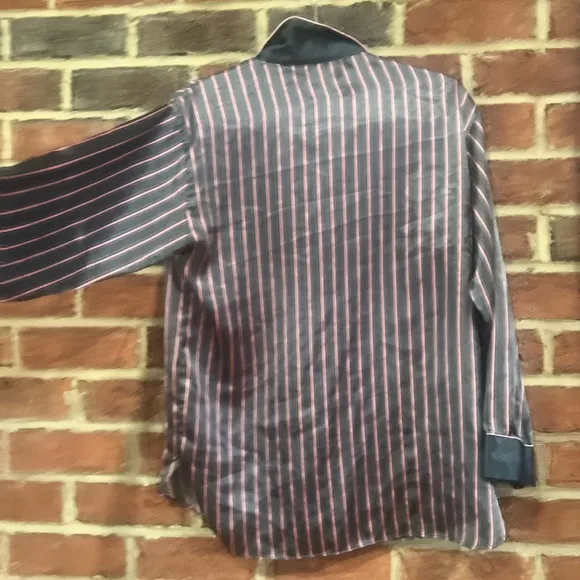 Vintage (1990s) Victoria’s Secret black and pink striped satin-like pajamas
