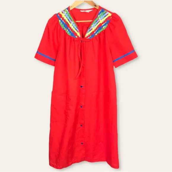 Vintage 80s Woven Rainbow Snap Up Short Sleeve House Coat Moomoo Nightgown Red