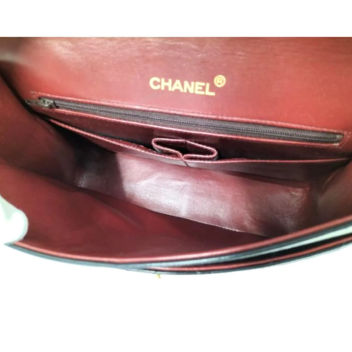 Vintage CHANEL black lambskin classic 2.55 double flap shoulder purse with golden chain straps. Make you even more chic. 061107k1ys
