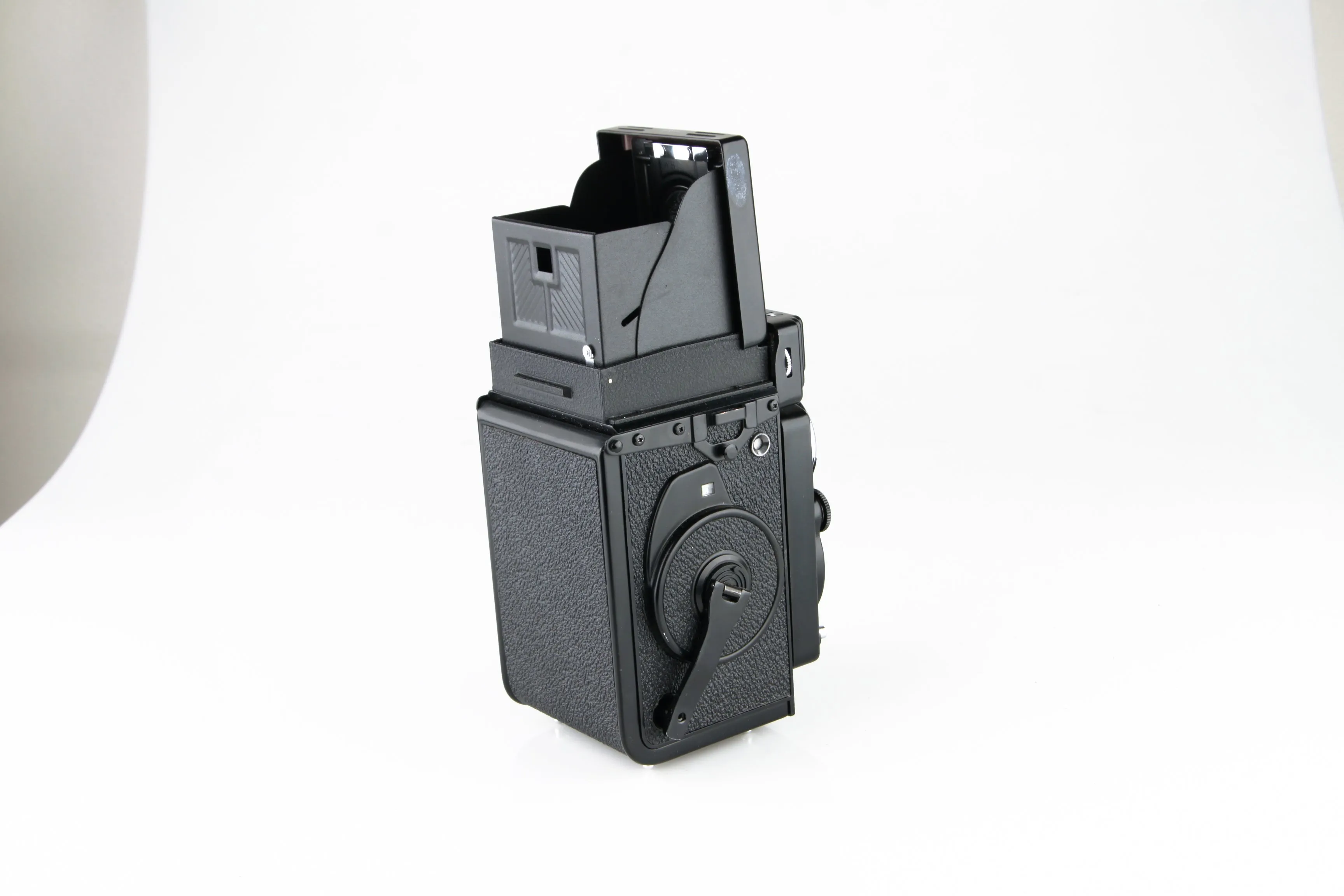 YASHICA MAT-124G VINTAGE CAMERA